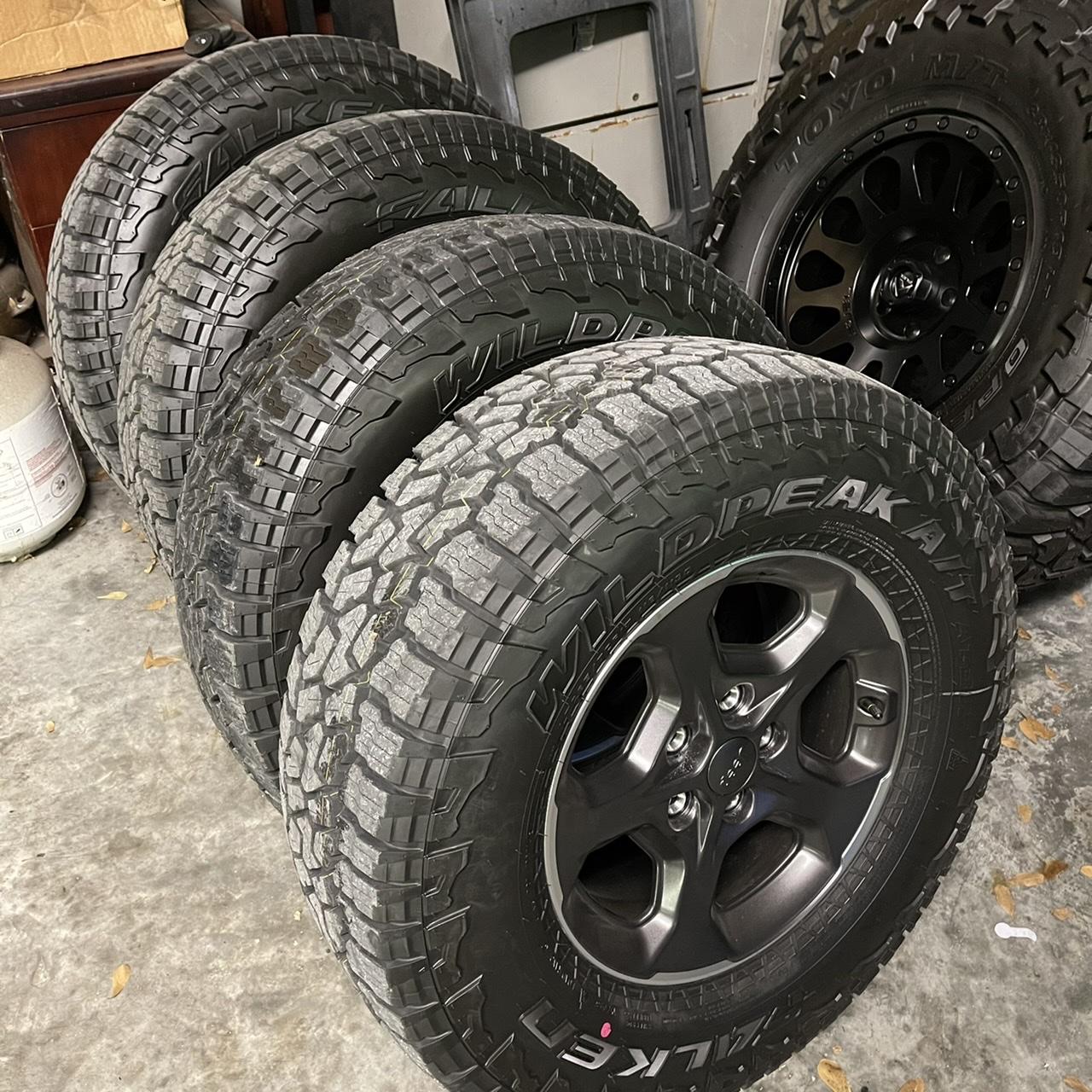 Jeep Gladiator Rubicon take of wheels/tires/TPMS <100 miles 322BC1BC-34D4-47B0-B298-EAAC1FD19DE7