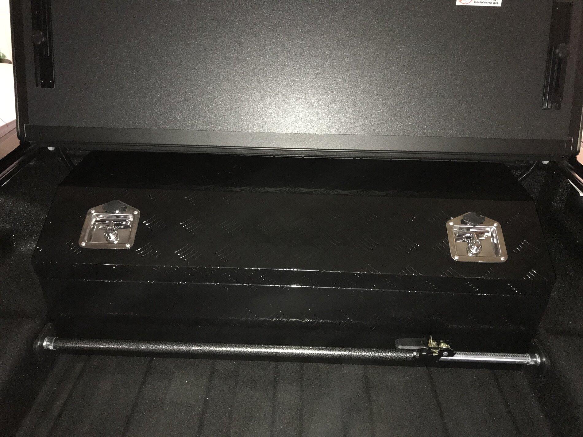 Jeep Gladiator Does anyone have any good locking toolboxes for the bed that fit UNDER a tonneau cover? 63D5DC02-0266-40C2-9B2E-1CC1028EA3B1