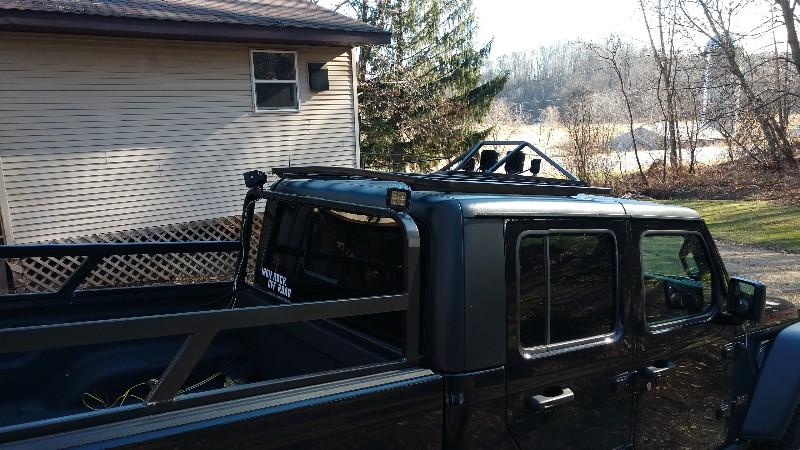 Jeep Gladiator CB/GMRS mount rrack001