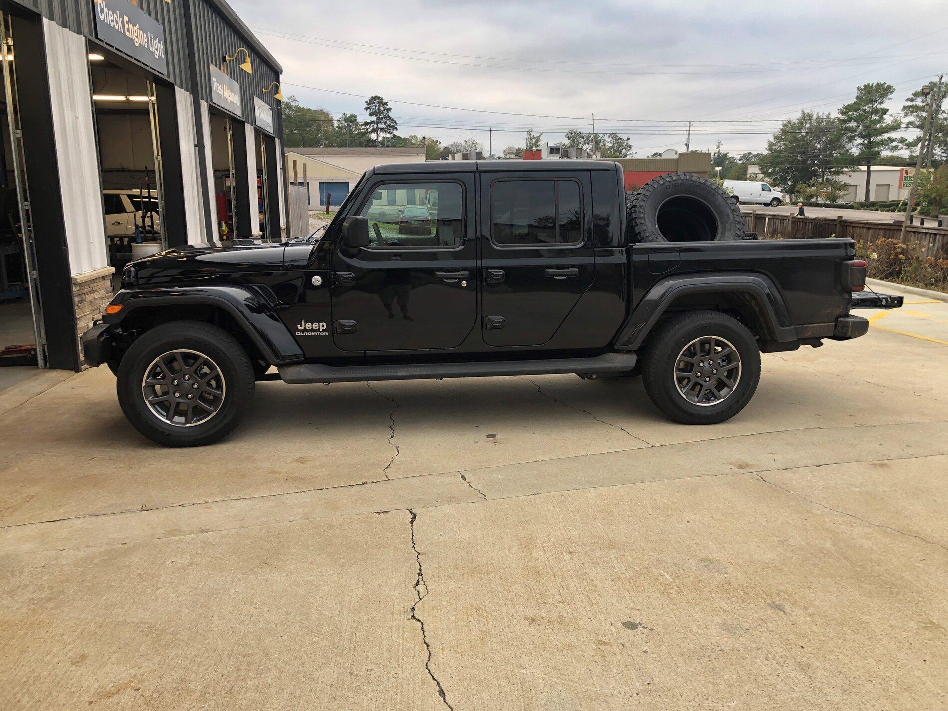 Jeep Gladiator Black Overland Mod Journal (updated 3/8/21) jeep 1