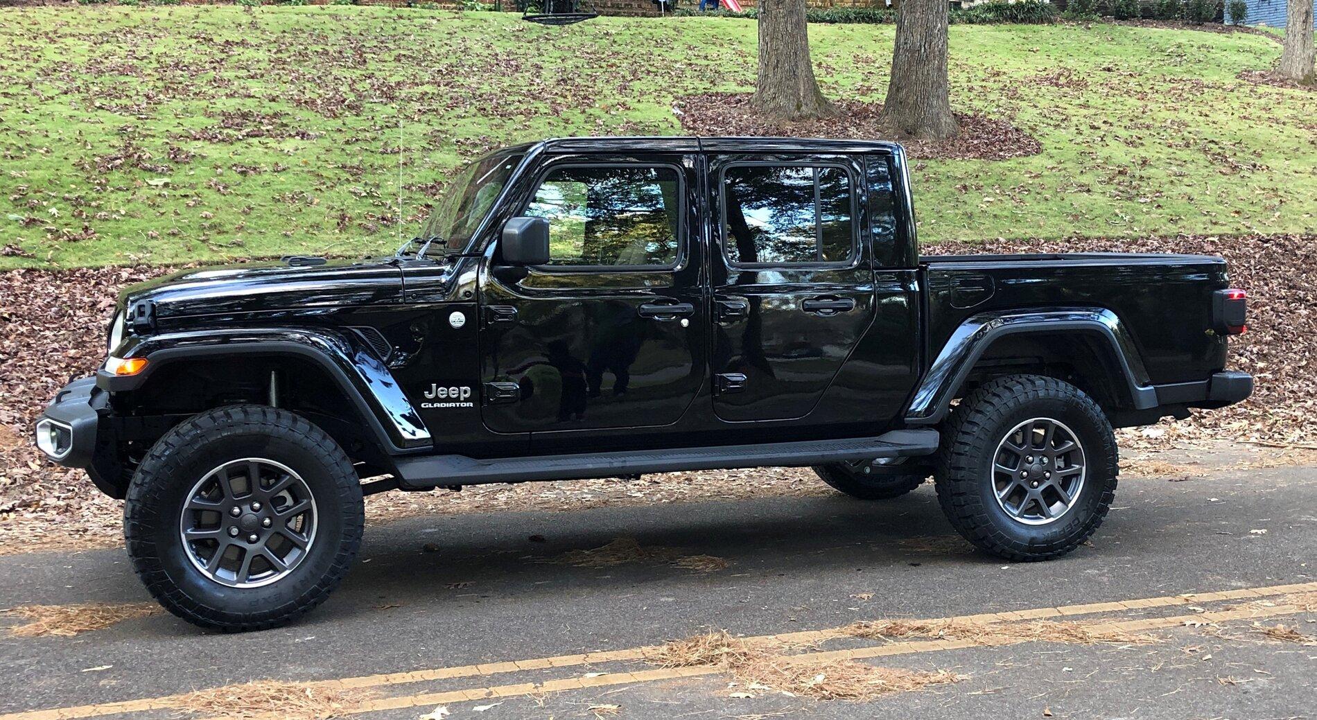 Jeep Gladiator Black Overland Mod Journal (updated 3/8/21) Jeep (2)