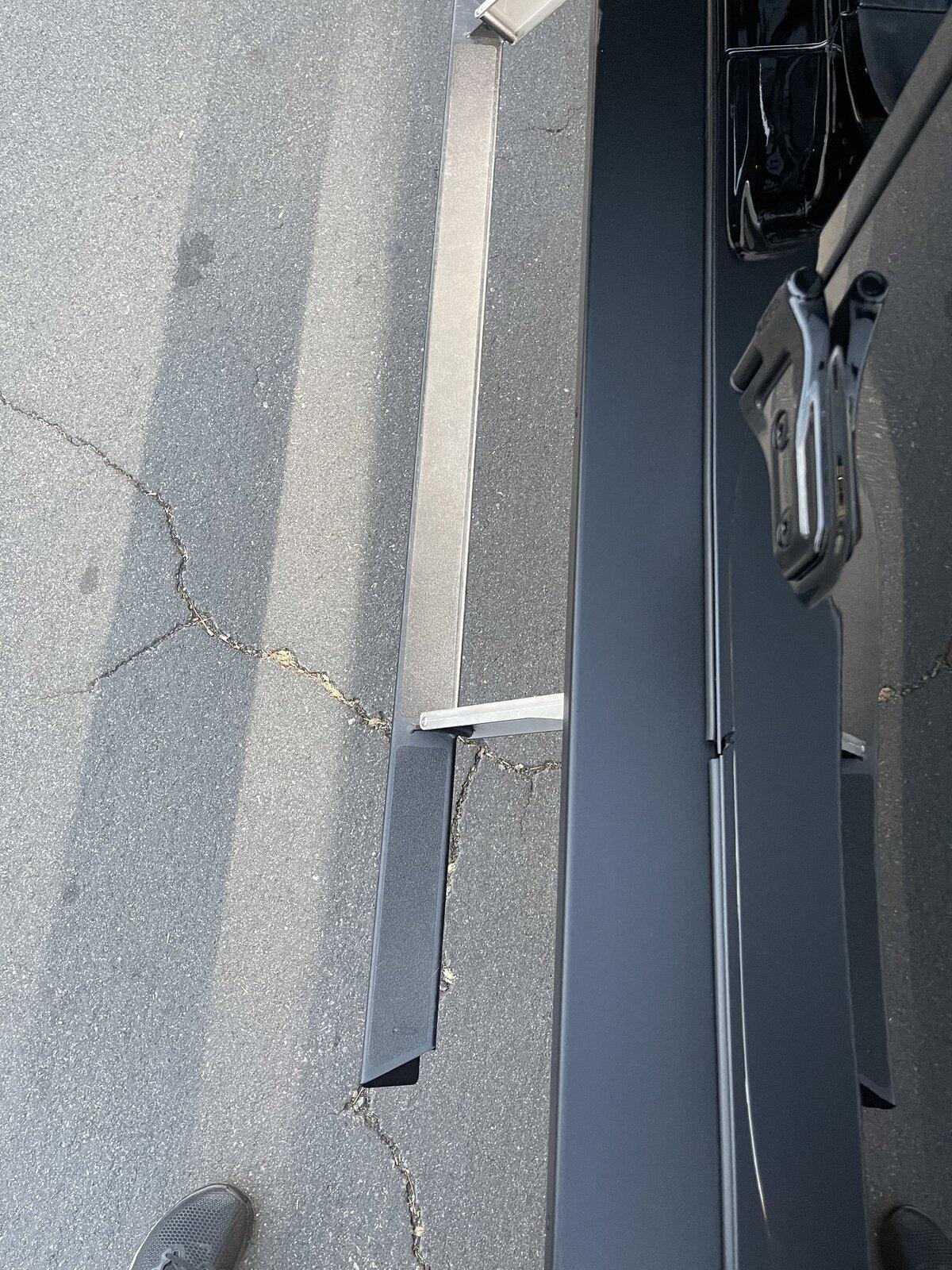 Jeep Gladiator AMP XL vs Rockslide Engineering 0A0C37F4-143A-4B15-B7EC-F871A1FF15E3