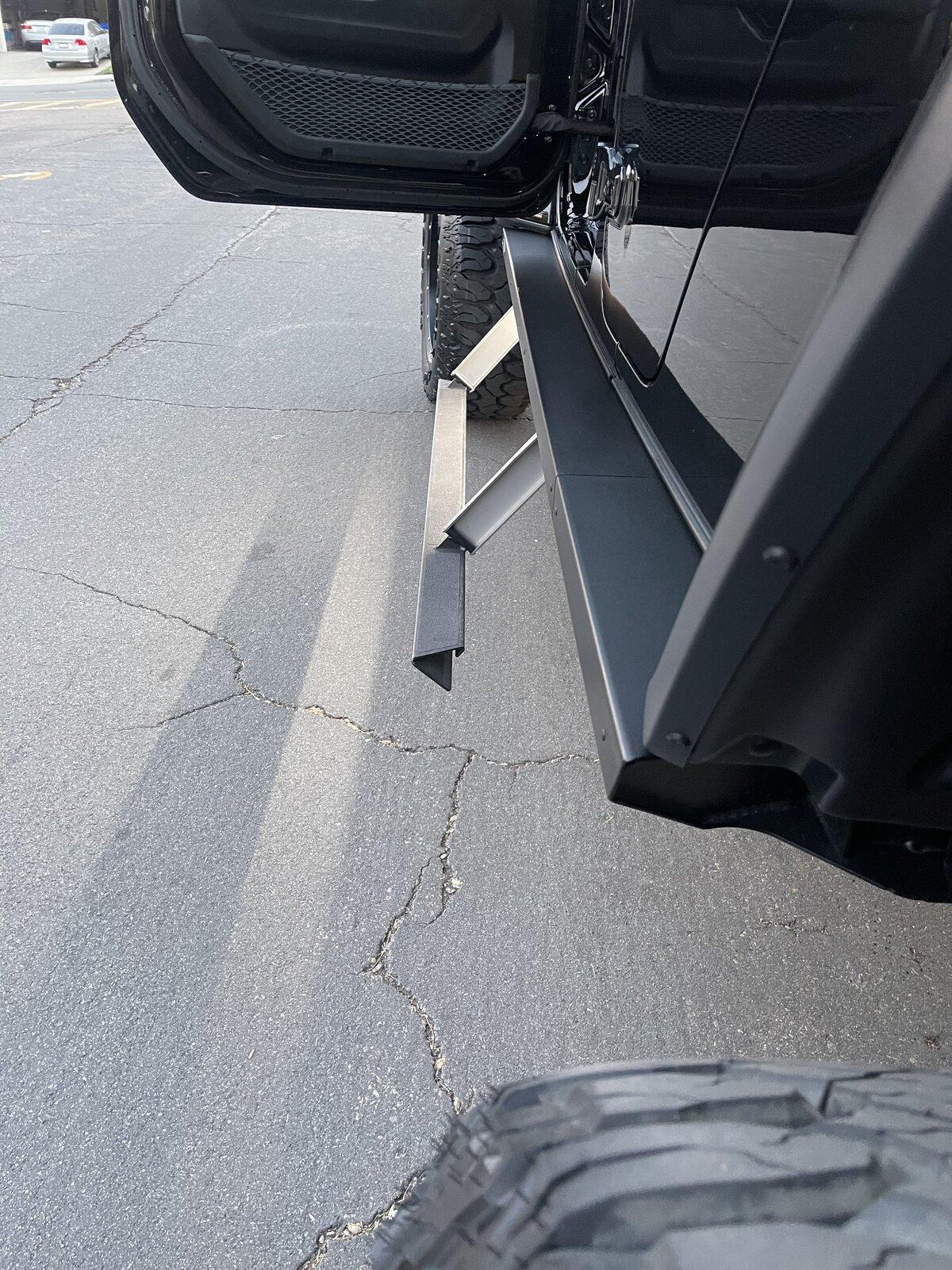 Jeep Gladiator AMP XL vs Rockslide Engineering 6AF09EE3-95F1-449E-B3F9-DC110E388888