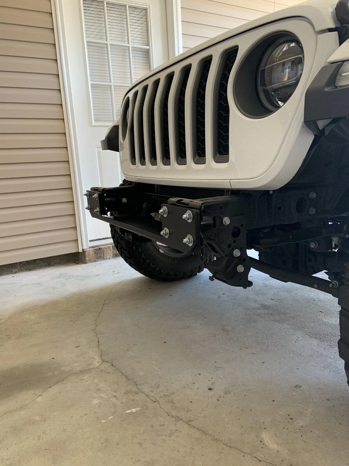 Jeep Gladiator LoD Stubby and Warn Evo 12S IMG_5896