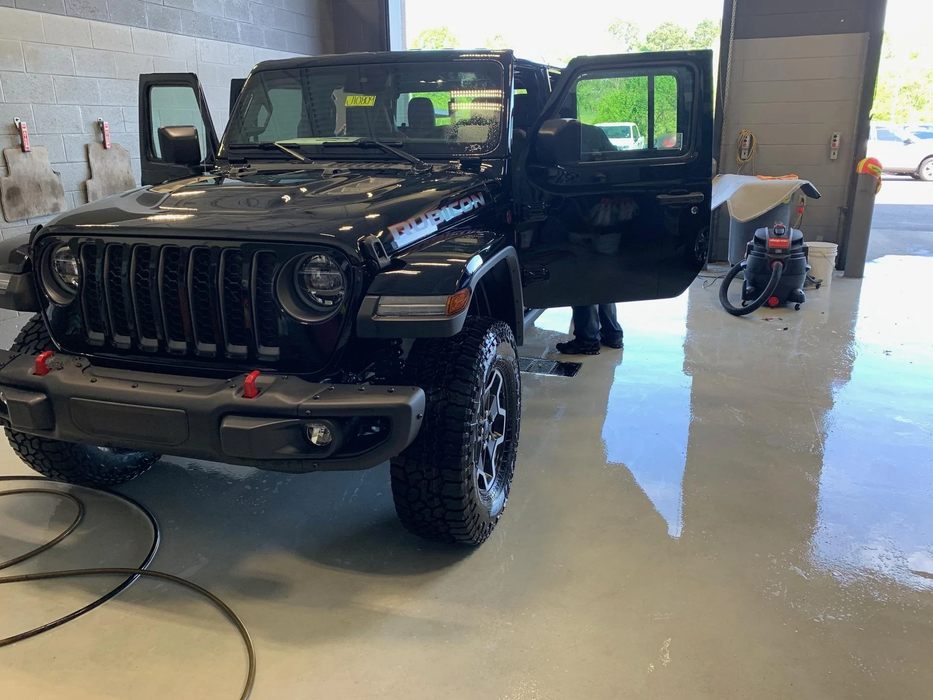 Jeep Gladiator BLACK Gladiator JT Club 75979600-7F29-4B0D-8CA2-FD0FB1B19707