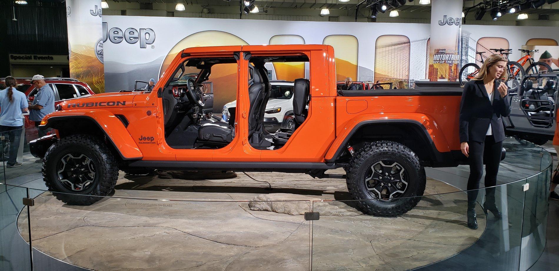 Jeep Gladiator PUNK'N Gladiator JT Club 8AF36B5D-4266-4194-8F94-01A2B440C936