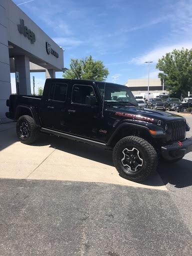 Jeep Gladiator BLACK Gladiator JT Club 11CB958C-20DE-4B8E-99D8-C6BC2CBB7453