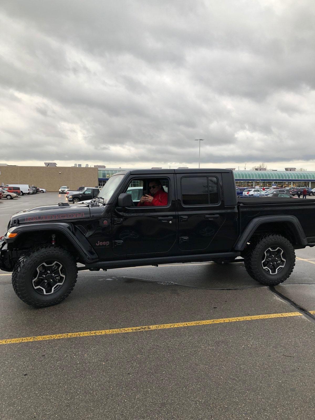 Jeep Gladiator 2020 Gladiator ordering bank now open! 3A2C84A8-2085-40E3-9799-61EF39BA9F37