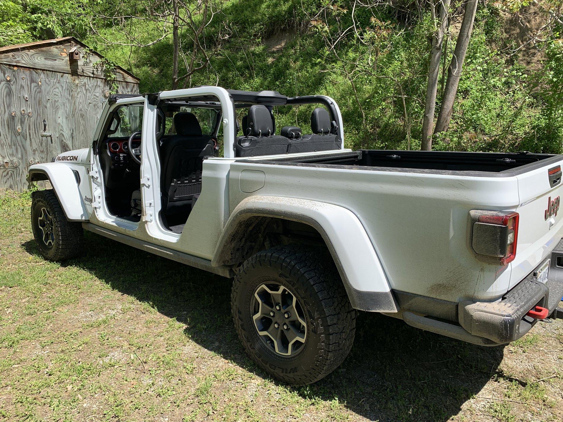 Jeep Gladiator My white Gladiator Rubicon delivered! 3A40C9CA-C74B-4AAB-801C-57877A71AFDF