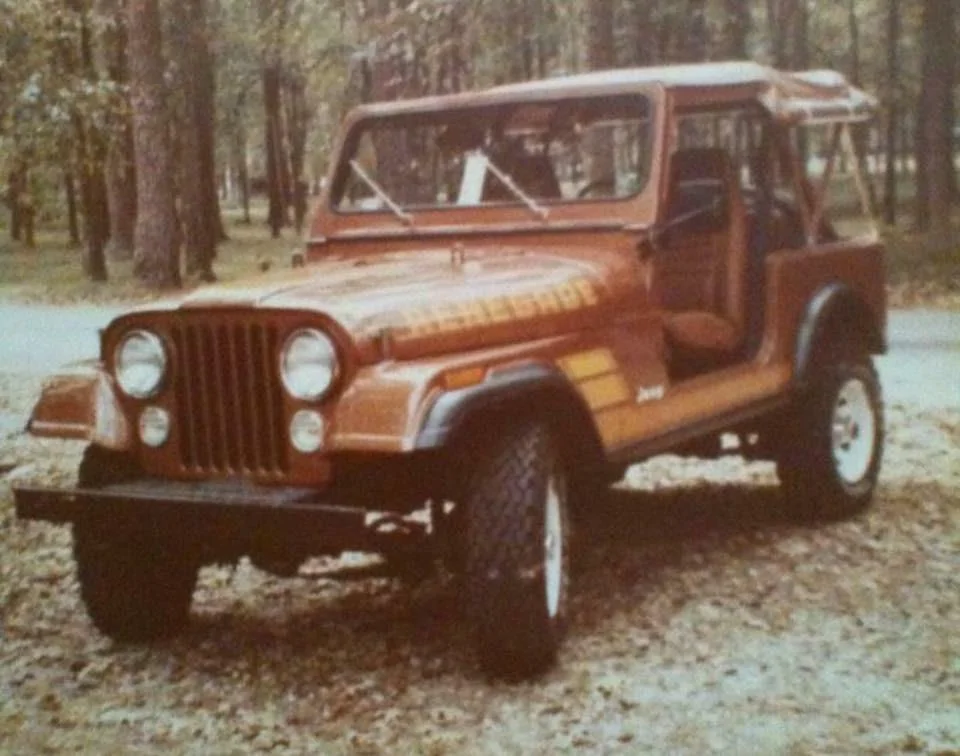 Jeep Gladiator 'Retro' Graphics Option? 902D9AF4-C63F-4CB3-A683-A4FF95B4D40C