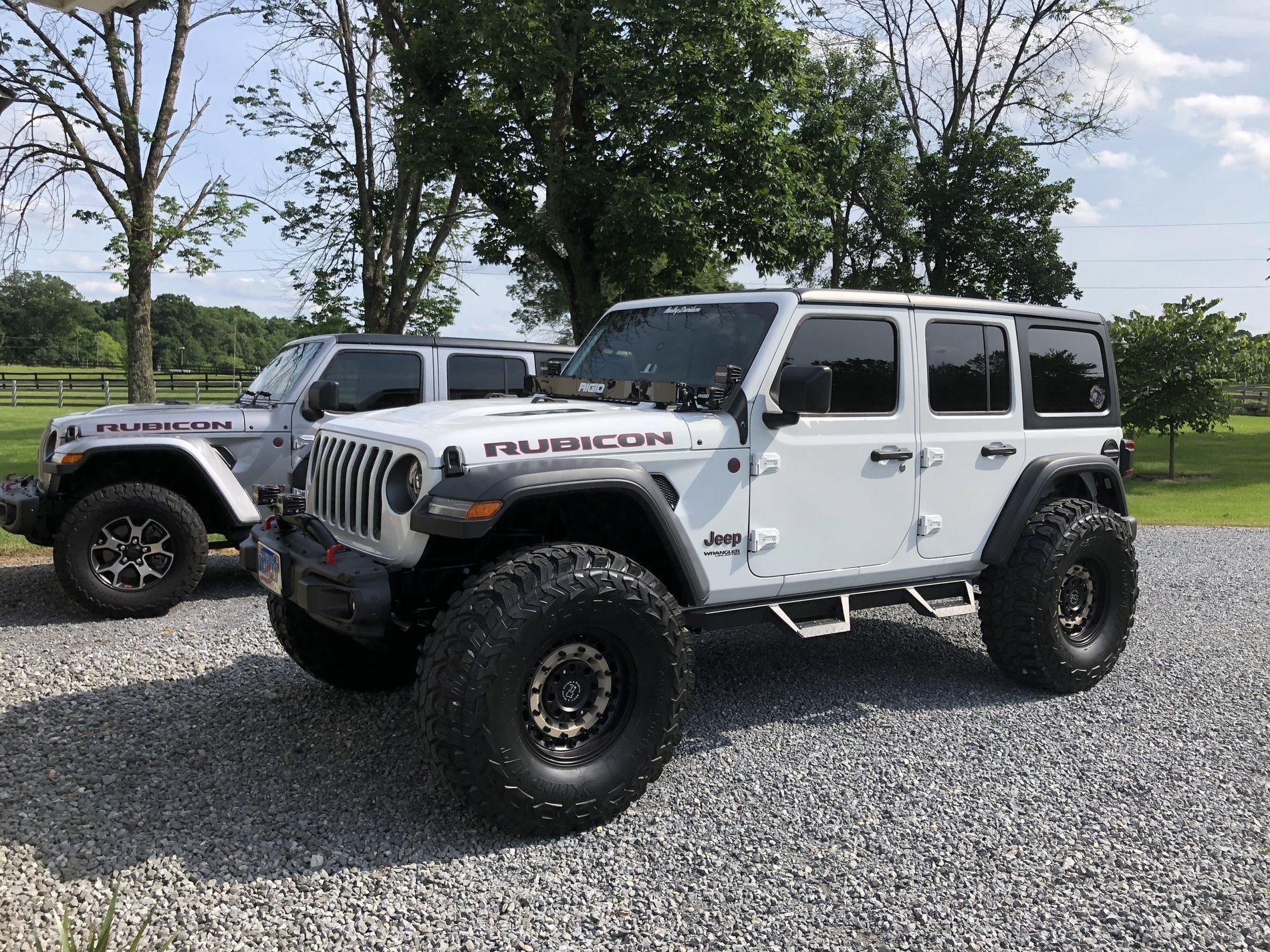Jeep Gladiator Drove a Rubicon today, I may have changed my mind 676A3F61-F5BA-4B3C-B8BF-8D9D651E6B40