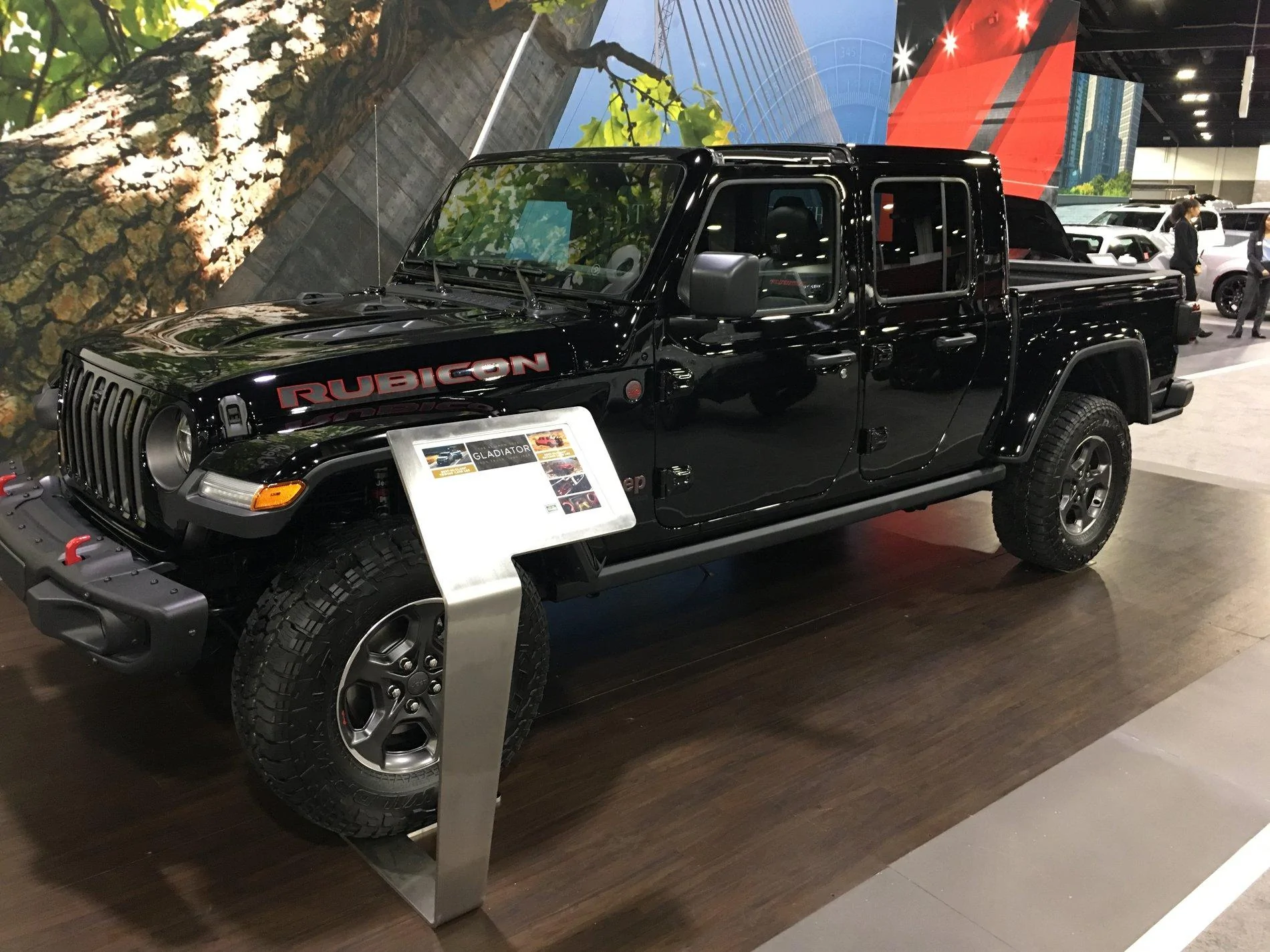 Jeep Gladiator Hard Top on Black Gladiator b8872351-3ca7-41be-b080-5c6f64e523cd-jpeg