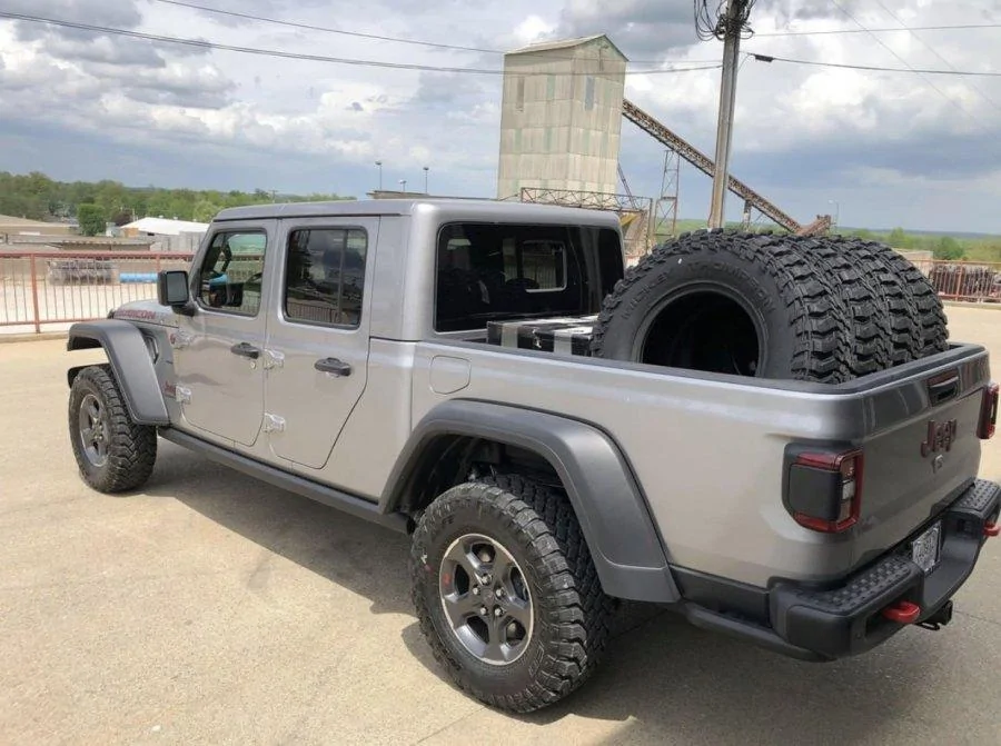 Jeep Gladiator Finally the bed hauling... EBFF29D3-F421-4E9B-829F-D04DAE0D2284