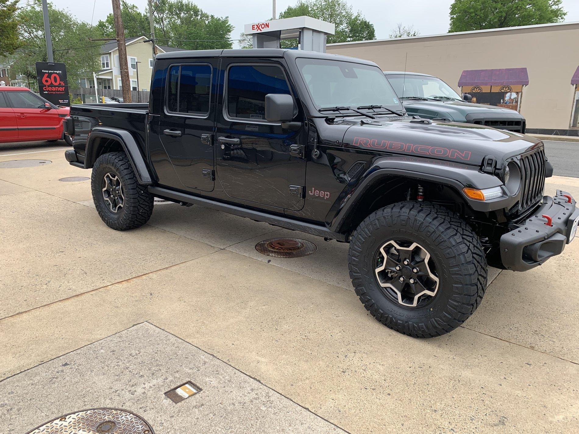 Jeep Gladiator Will 35X12.5R17 fit the OEM Rubicon wheels? DBF5BF5F-3697-49A7-89FB-5D865B9F6FC3