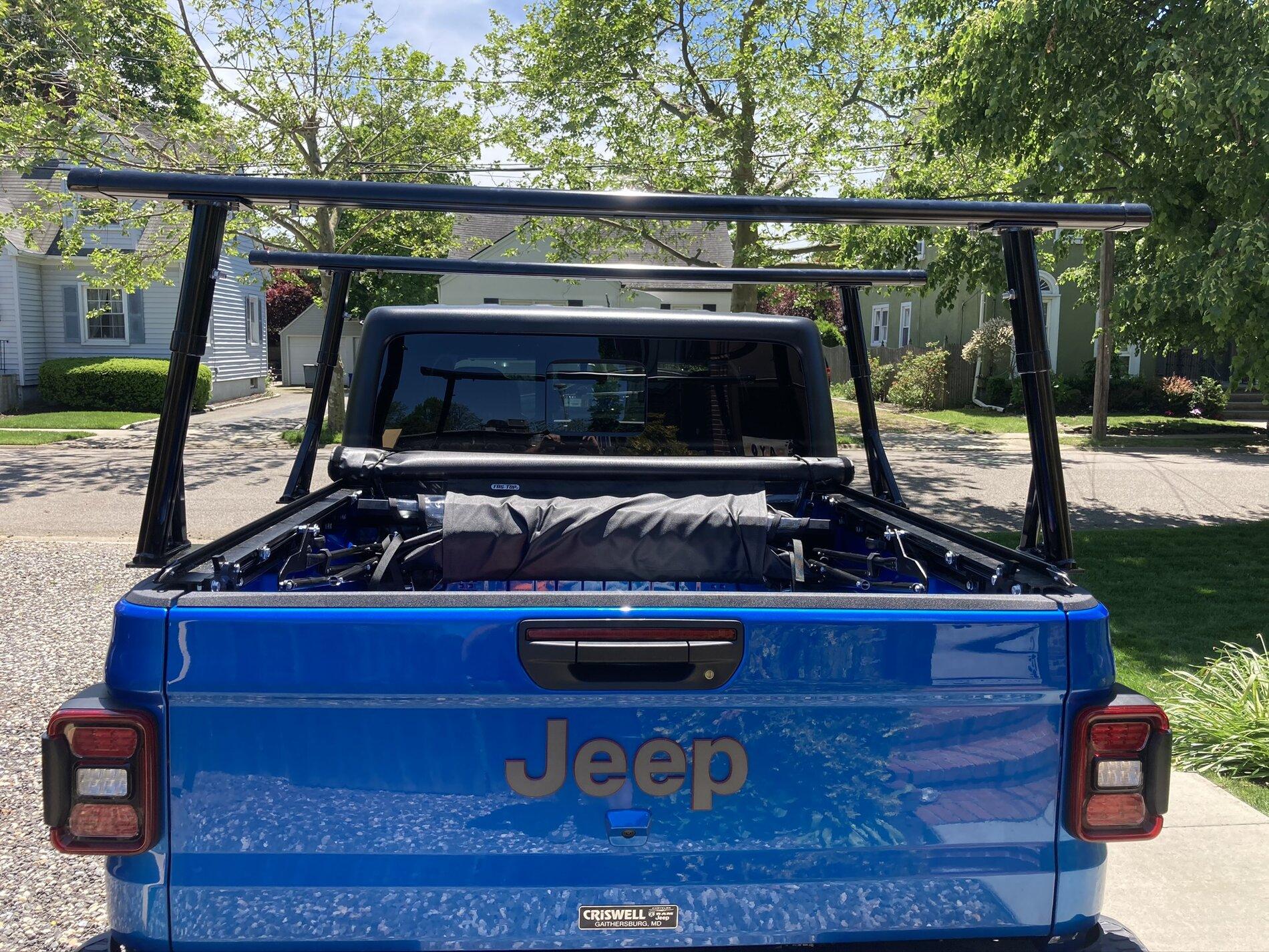Jeep Gladiator Bed Rack with Fas-Top Tonneau/Topper IMG_0090.JPEG