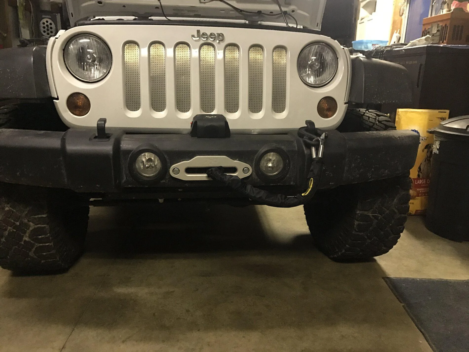 Jeep Gladiator Anyone with a Sport or Sport S mount a winch to the stock bumper? IMG_0159