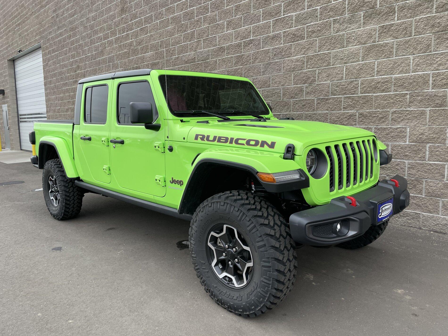 Jeep Gladiator Lets see all those Gladiators with lifts and bigger tires! D3517751-EBF1-4F15-BEFC-8561D3896FF4