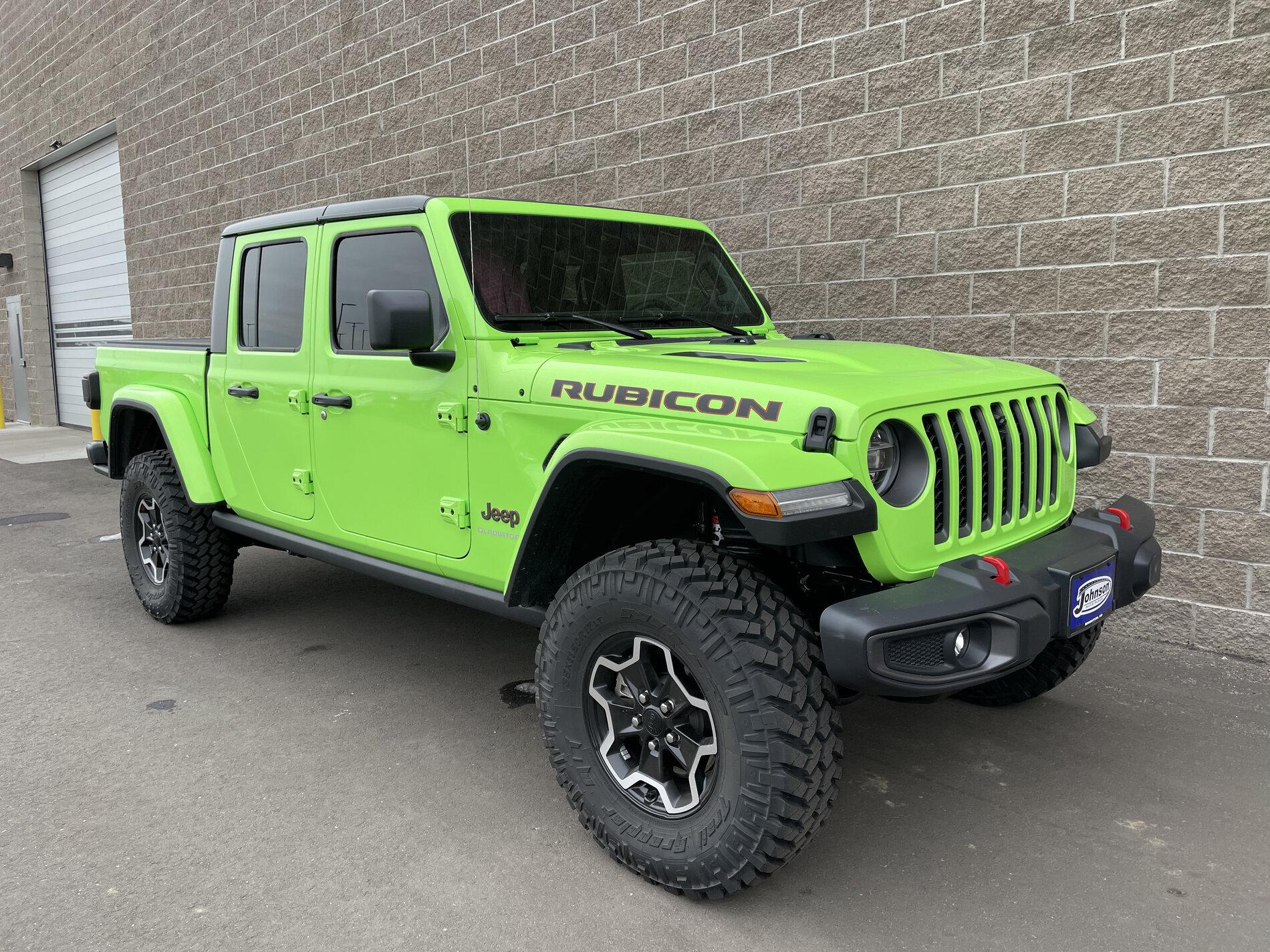 Jeep Gladiator Update, for sale: Finally getting Wrapped... Inozetek SuperGloss Acid Green Gladiator (updated with pictures) 6C53673A-12FB-4555-907A-EA8CD4F4D672