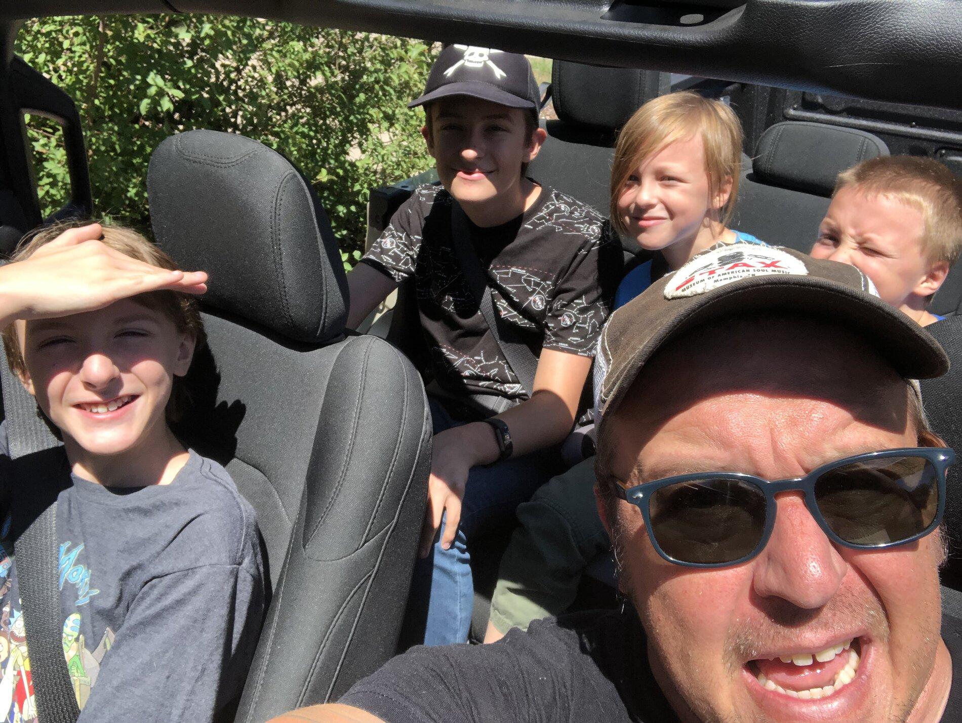 Jeep Gladiator 3 kids, no 3rd row vehicle 84794EF5-5EB3-4756-B7AA-634C8E8F9E19