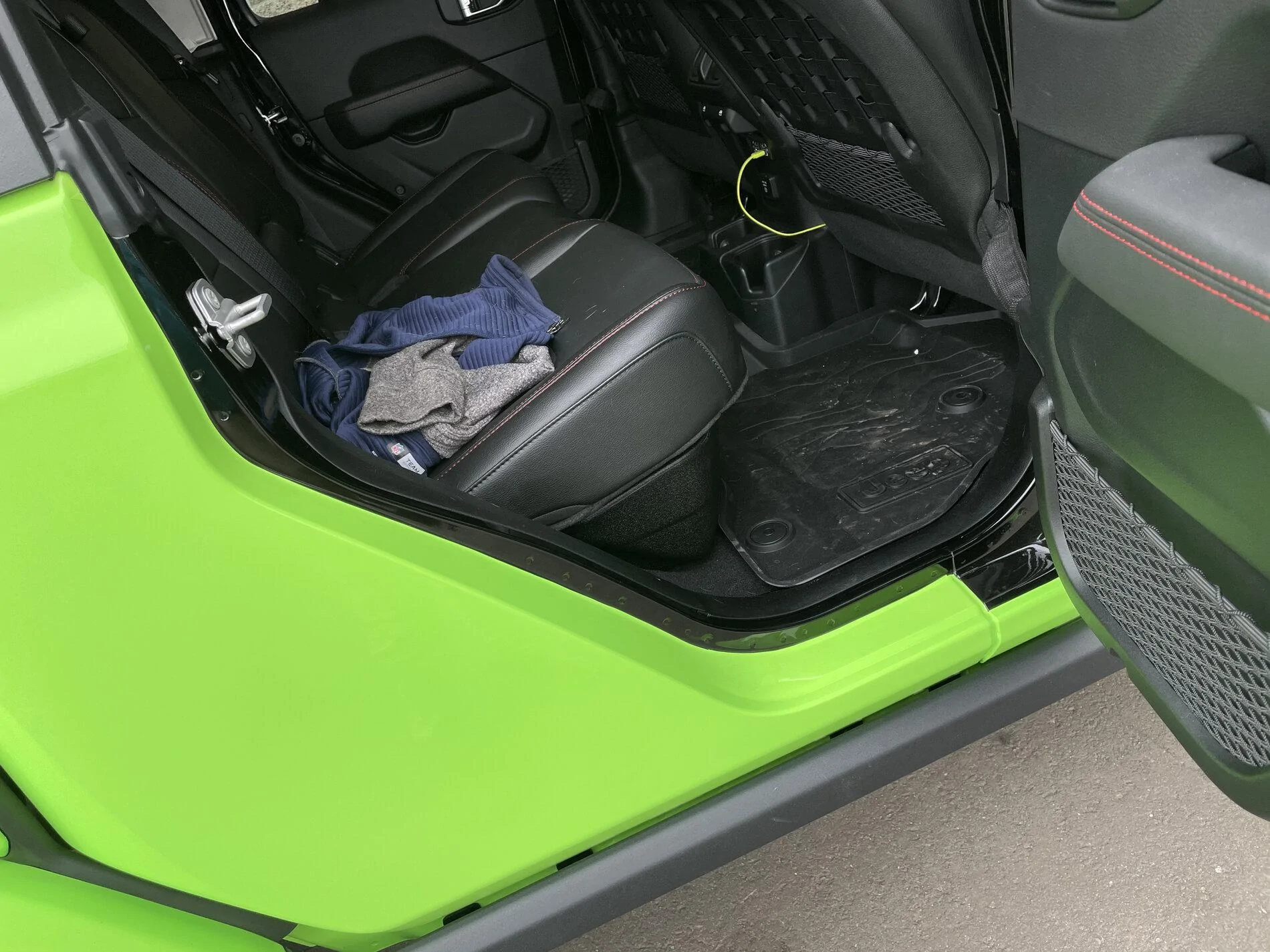 Jeep Gladiator Update, for sale: Finally getting Wrapped... Inozetek SuperGloss Acid Green Gladiator (updated with pictures) C9F648D8-203F-441D-961E-48665176BAAA