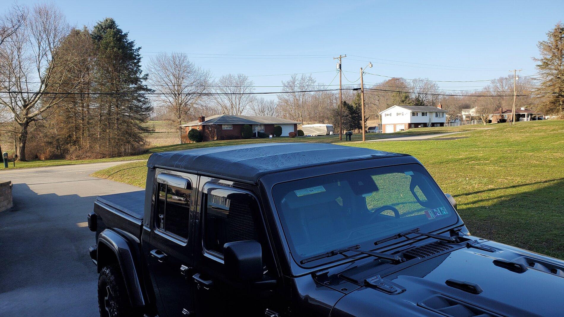 Jeep Gladiator **pending** Premium soft top and Hotheads liner for sale 20201210_151325