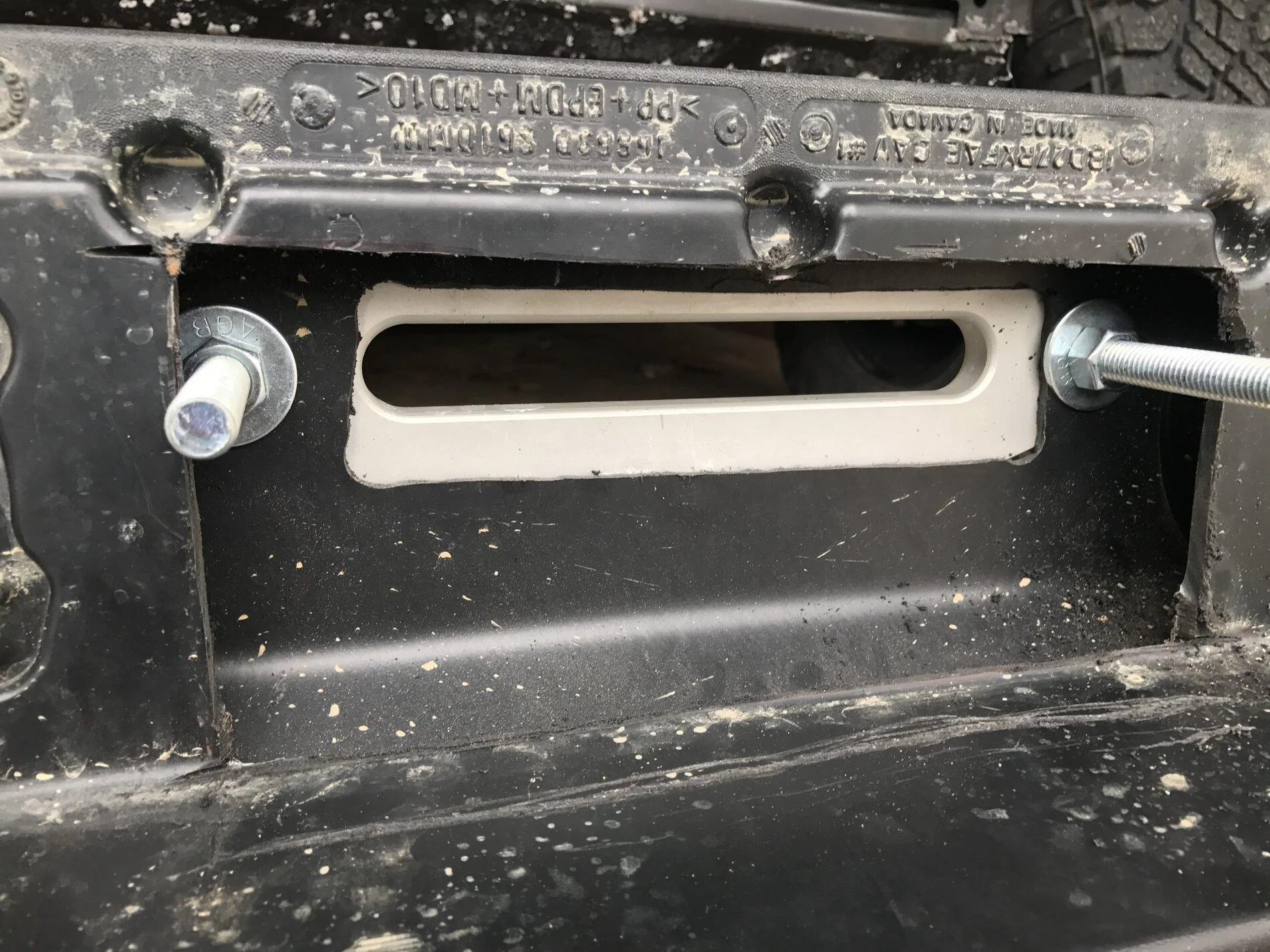 Jeep Gladiator Anyone with a Sport or Sport S mount a winch to the stock bumper? IMG_0141