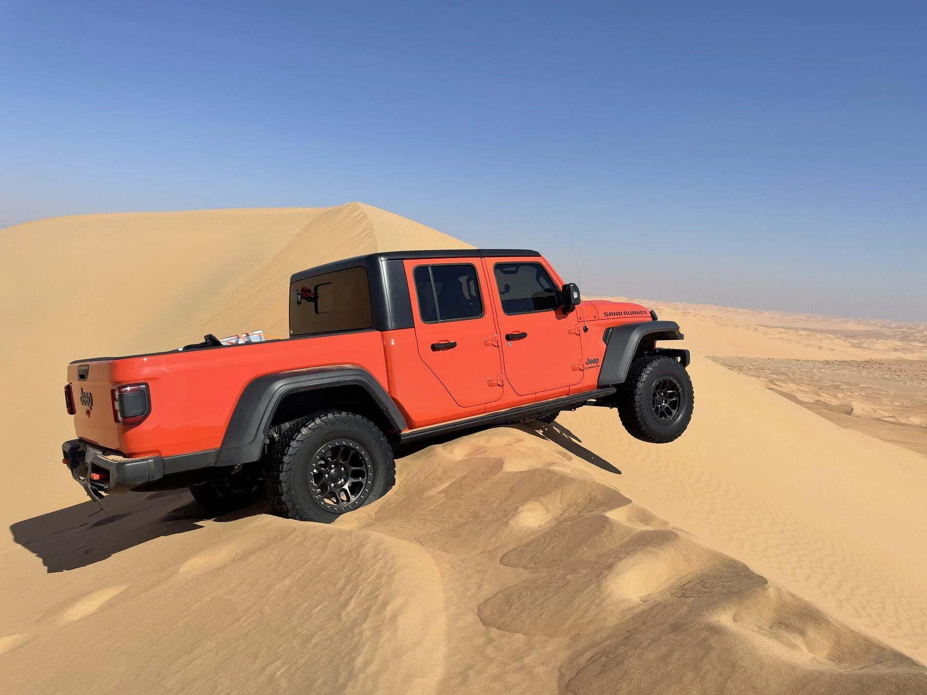 Jeep Gladiator Gladiator Glamour Shots F13E9BF0-7865-4698-B84D-041AB210AA43