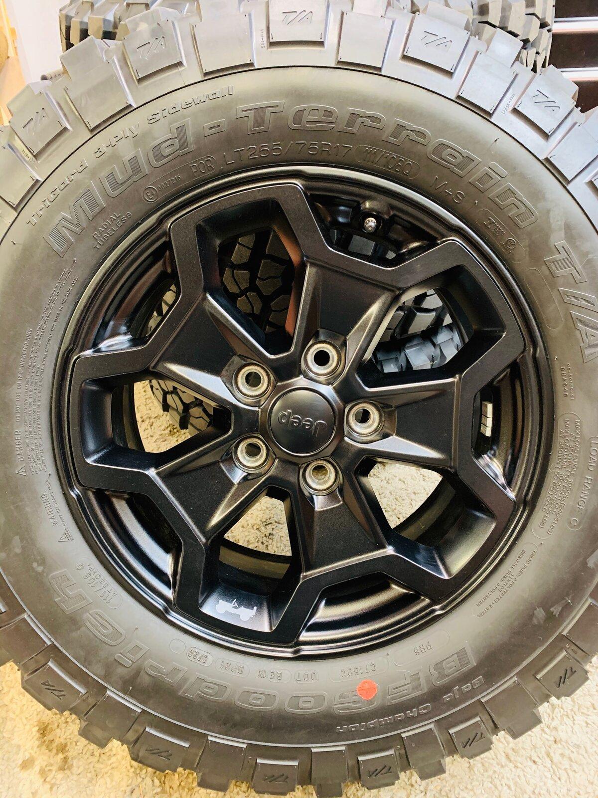 Jeep Gladiator Willy’s wheels and 32” BFG MT BD938A05-E2E3-4AC9-B6E0-C63D7934FD5D