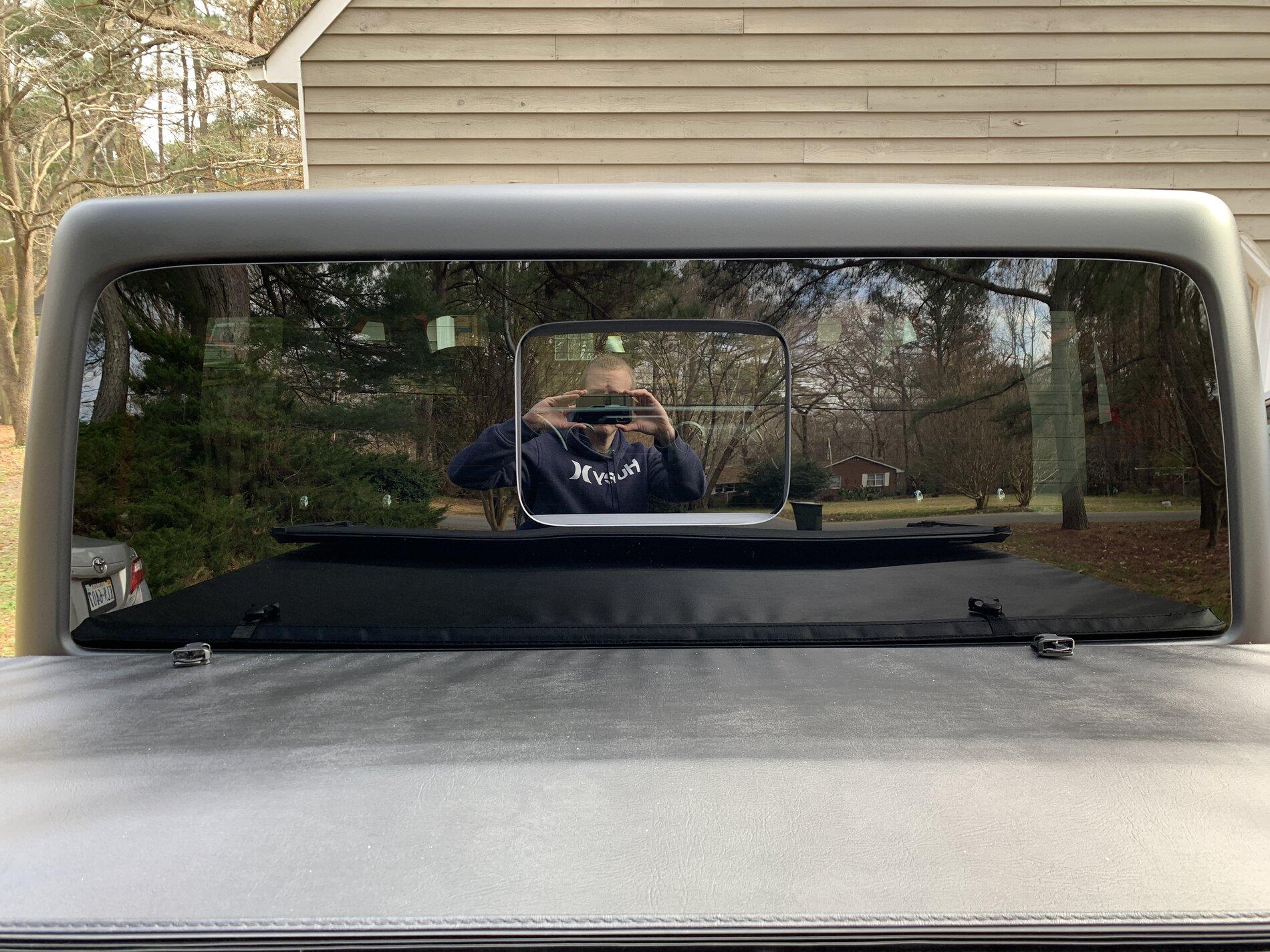 Jeep Gladiator Glass Shards Everywhere & Scratched Up Hardtop From Back Glass Replacement 1