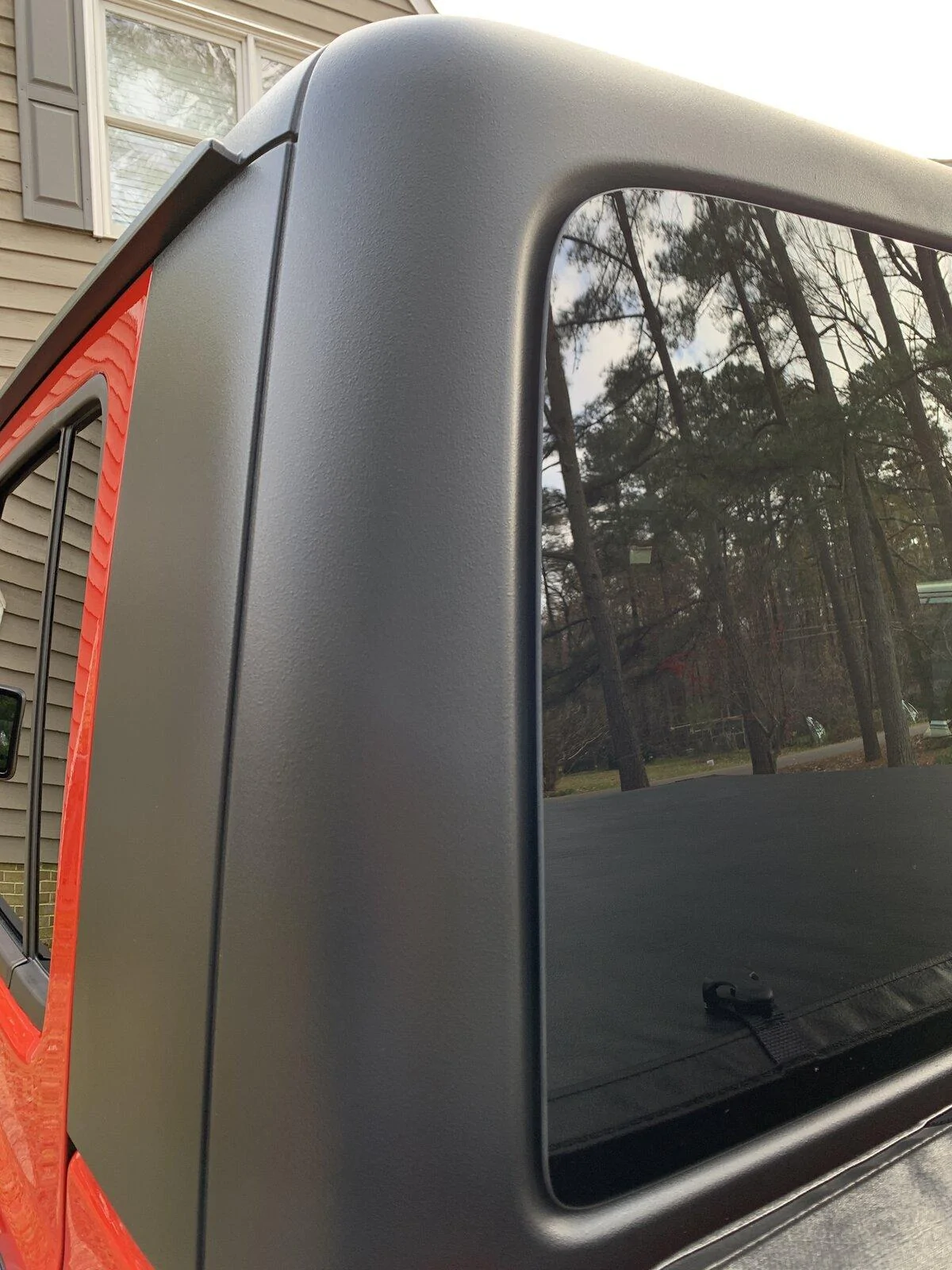 Jeep Gladiator Glass Shards Everywhere & Scratched Up Hardtop From Back Glass Replacement 3