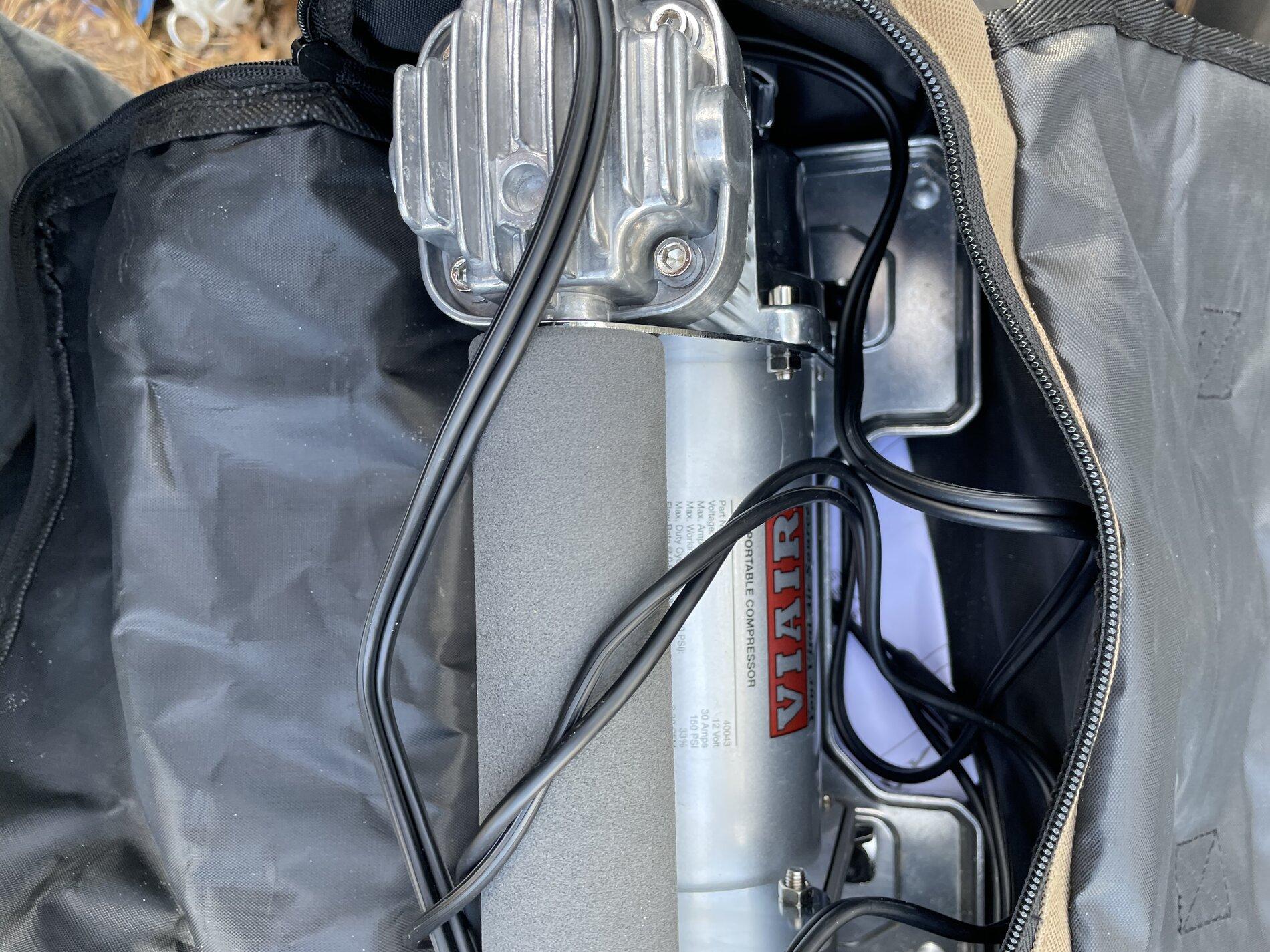 Jeep Gladiator VIAIR Compressor 400P part #40043 00B9F687-A76D-4043-B8C1-97B50FB87C4B