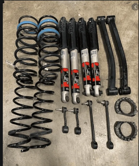 Jeep Gladiator Is anything missing from this rubicon take off? 1607722022779