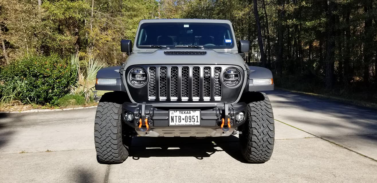 Jeep Gladiator MOJAVE Edition Gladiator JT Club front3