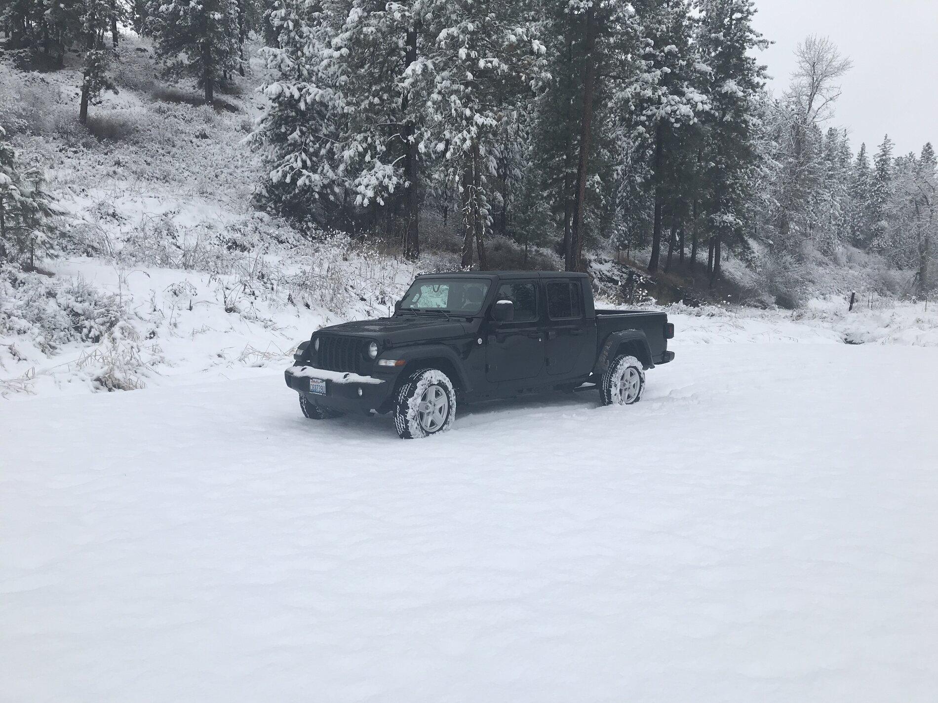 Jeep Gladiator Gladiator Owners in Colfax-Pullman Washington Area? 707F9E54-2EF1-40D3-998B-F95698986BE0