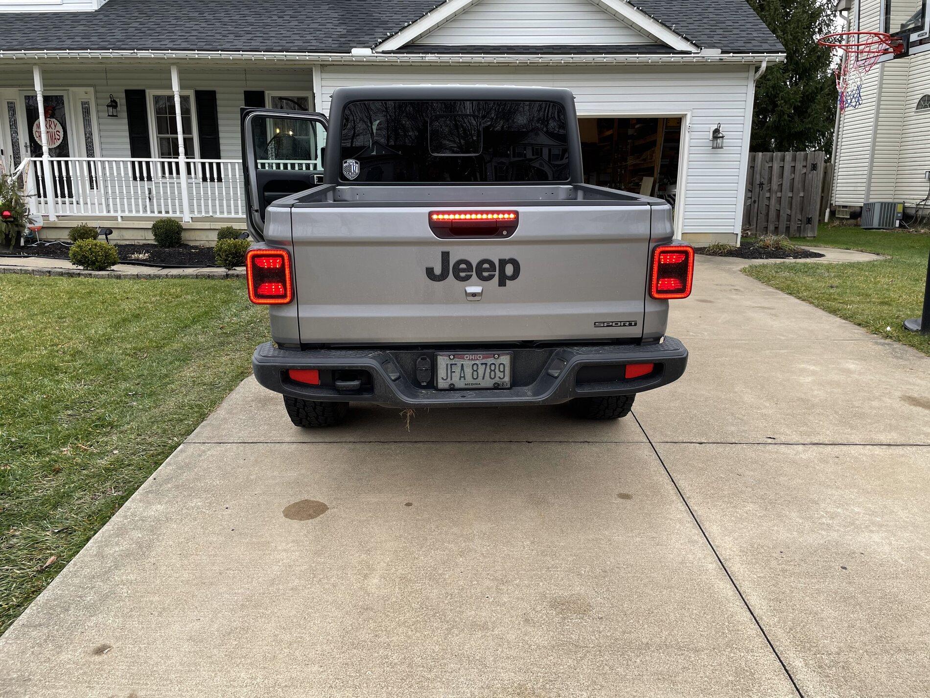 Jeep Gladiator Aftermarket LED taillights 6A3F523E-1F51-4F3E-AD3B-F210B0221680
