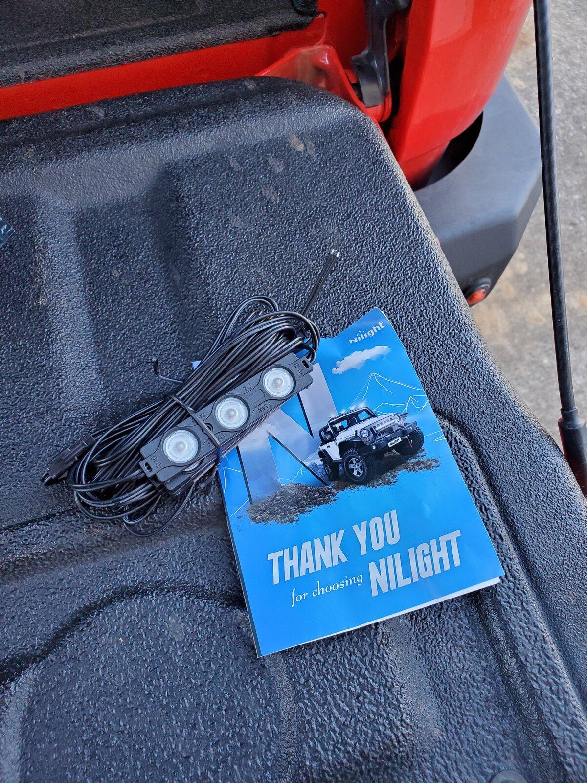 Jeep Gladiator Auxiliary Bed Light/Cargo Light DIY 20201212_145526