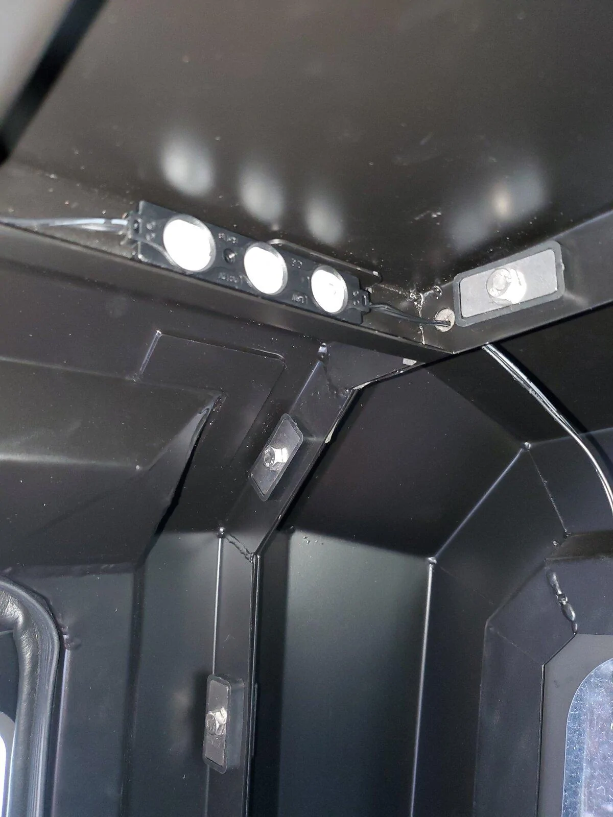 Jeep Gladiator Auxiliary Bed Light/Cargo Light DIY 20201213_125320
