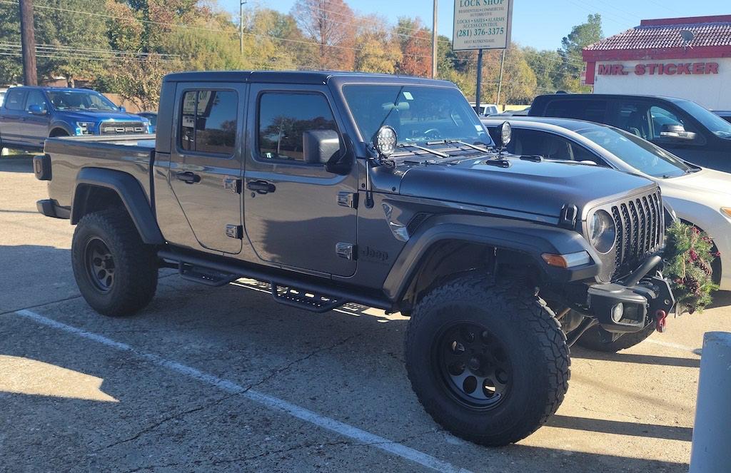 Jeep Gladiator GRANITE CRYSTAL JT Gladiator Club 2