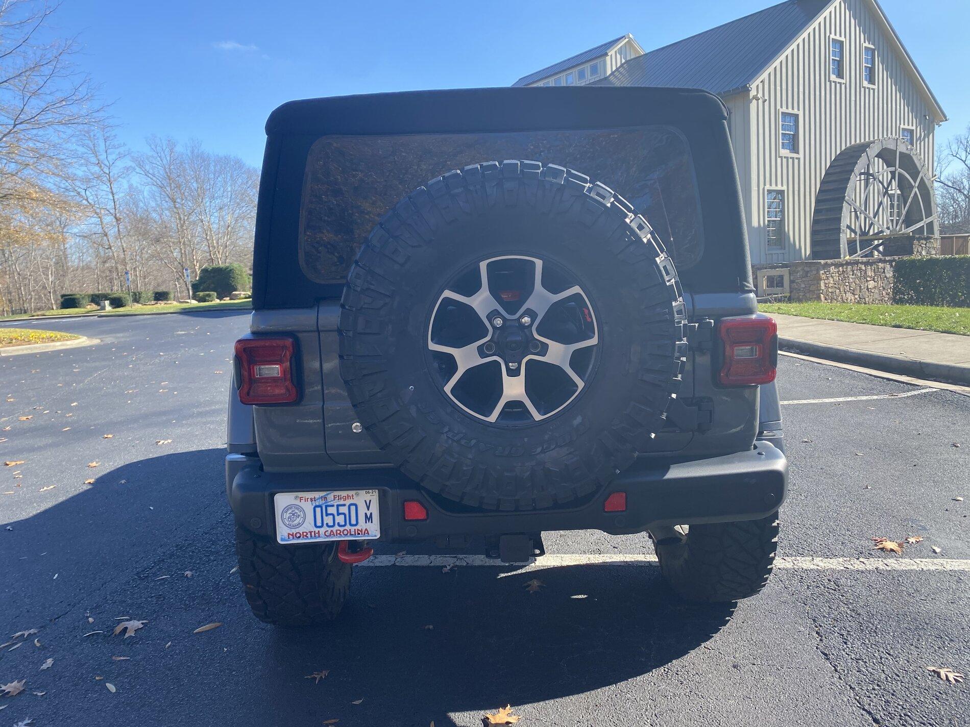 Jeep Gladiator 2019 Jeep Unlimited Rubicon 3.6L V6 Sting Grey - 16k miles - Lots of Upgrades - $49,500 B34D3C7A-2FD4-43F3-992C-7DE58589B772