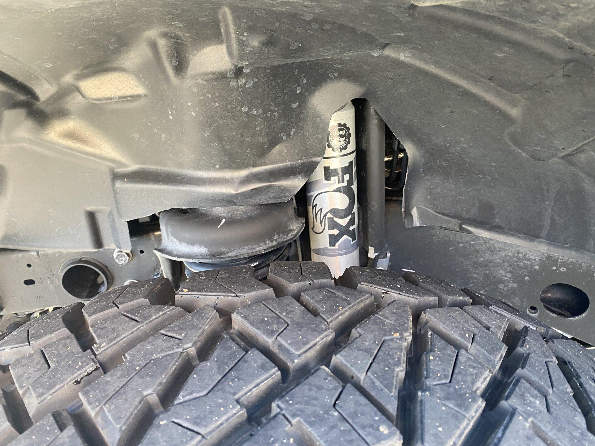 Jeep Gladiator 2019 Jeep Unlimited Rubicon 3.6L V6 Sting Grey - 16k miles - Lots of Upgrades - $49,500 BF8588CA-335C-4BBA-AEBF-79C5226DC668