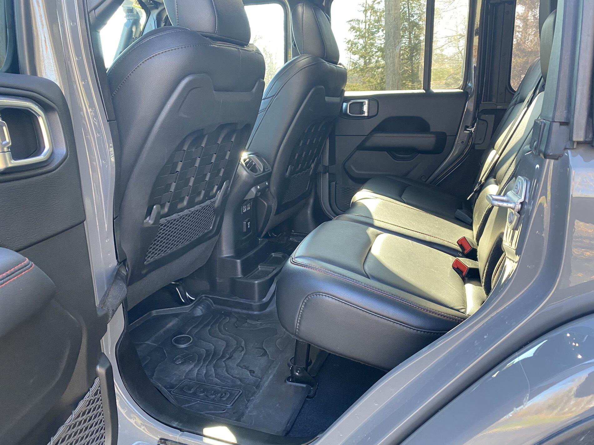 Jeep Gladiator 2019 Jeep Unlimited Rubicon 3.6L V6 Sting Grey - 16k miles - Lots of Upgrades - $49,500 F6DF5A1E-3B79-446E-8576-6E912A114907