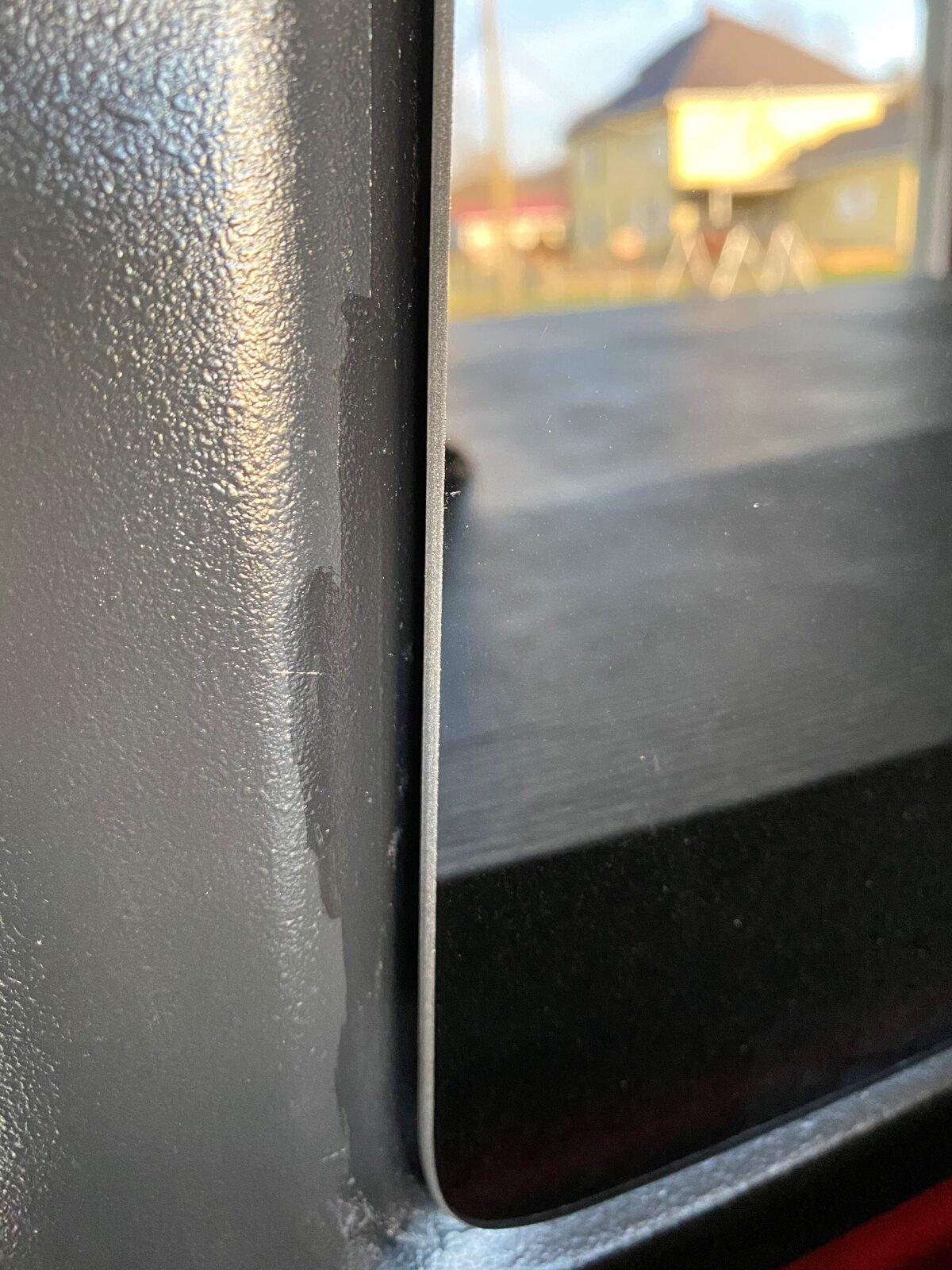 Jeep Gladiator Roof leak in back Window 2