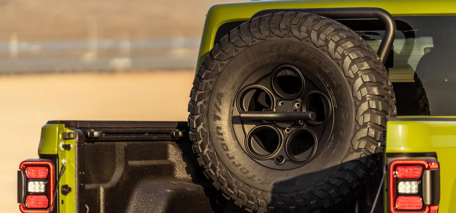 Jeep Gladiator Bed mounted spare tire ideas - Rugged Ridge and Others 695E9BF1-07A0-4A7F-B6C4-068743AE40EC