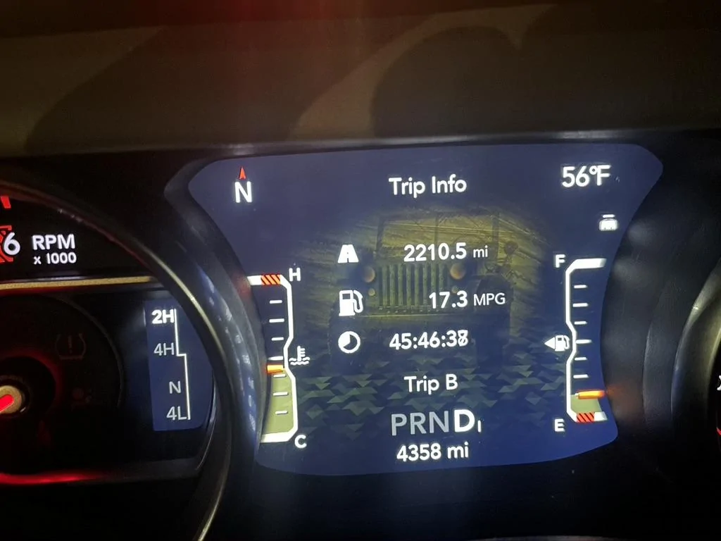Jeep Gladiator Def fill? 2100 miles? 3BEA5254-9C9D-4D73-8A46-D481F1AC1A5C_1_105_c