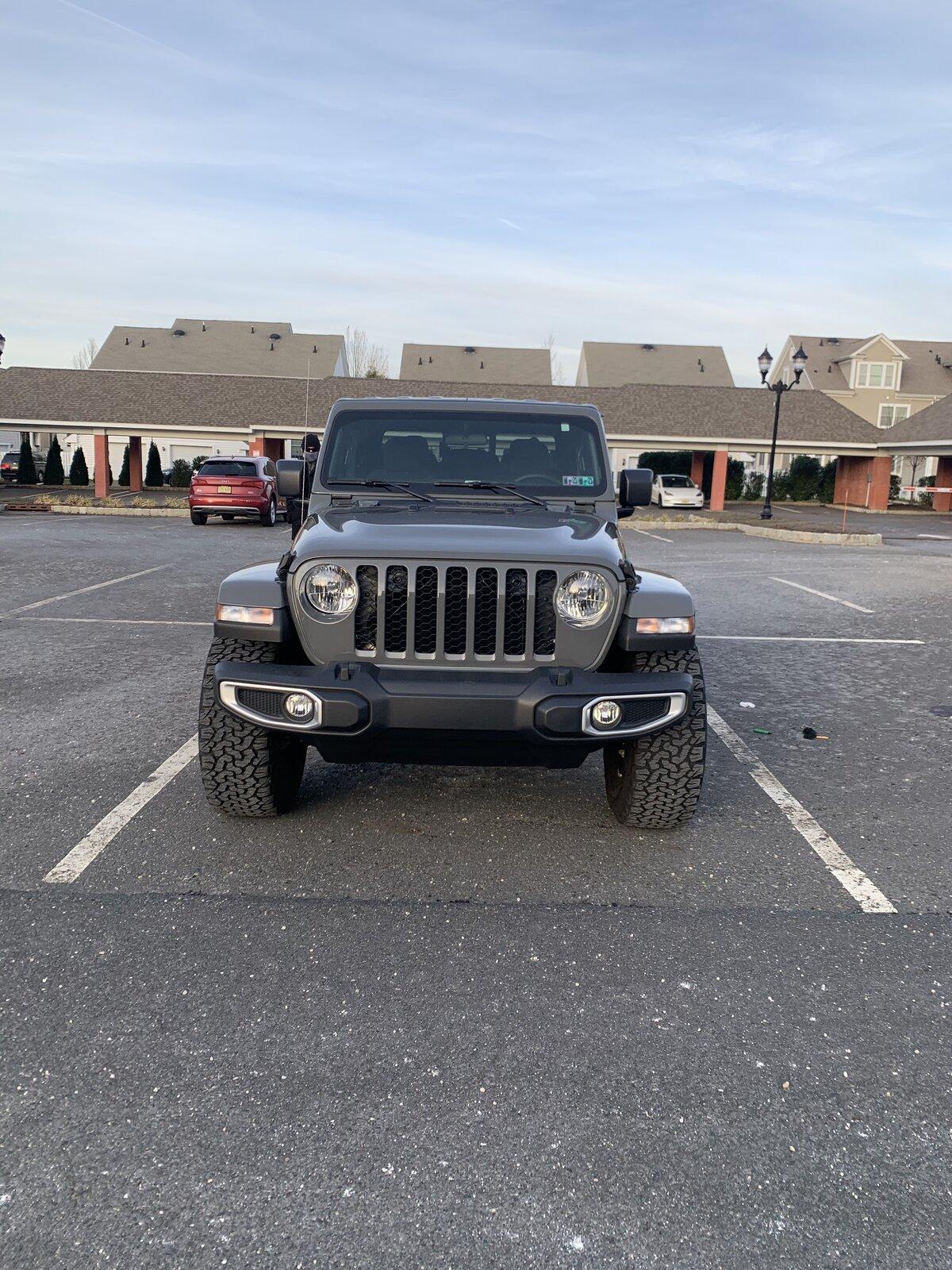 Jeep Gladiator STING GRAY Gladiator JT Club 30BD00DA-9951-47C9-A6DE-0CD6077638B3