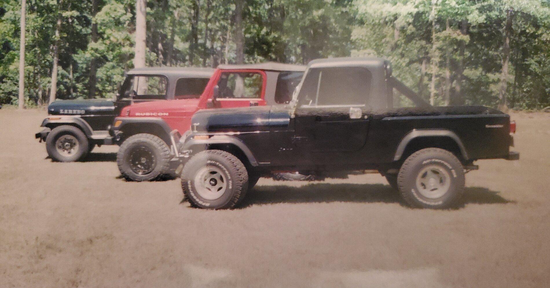 Jeep Gladiator Old School Jeeps 20201215_211105