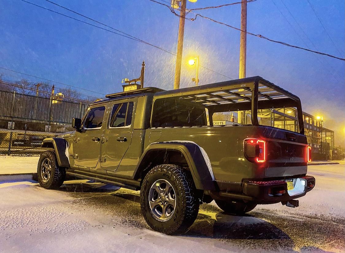 Jeep Gladiator Where is Maximus-3 and its racking?? Helllooooo, McMaximus 1DAFE513-BE11-497C-8A8C-C61F70D4C7CB
