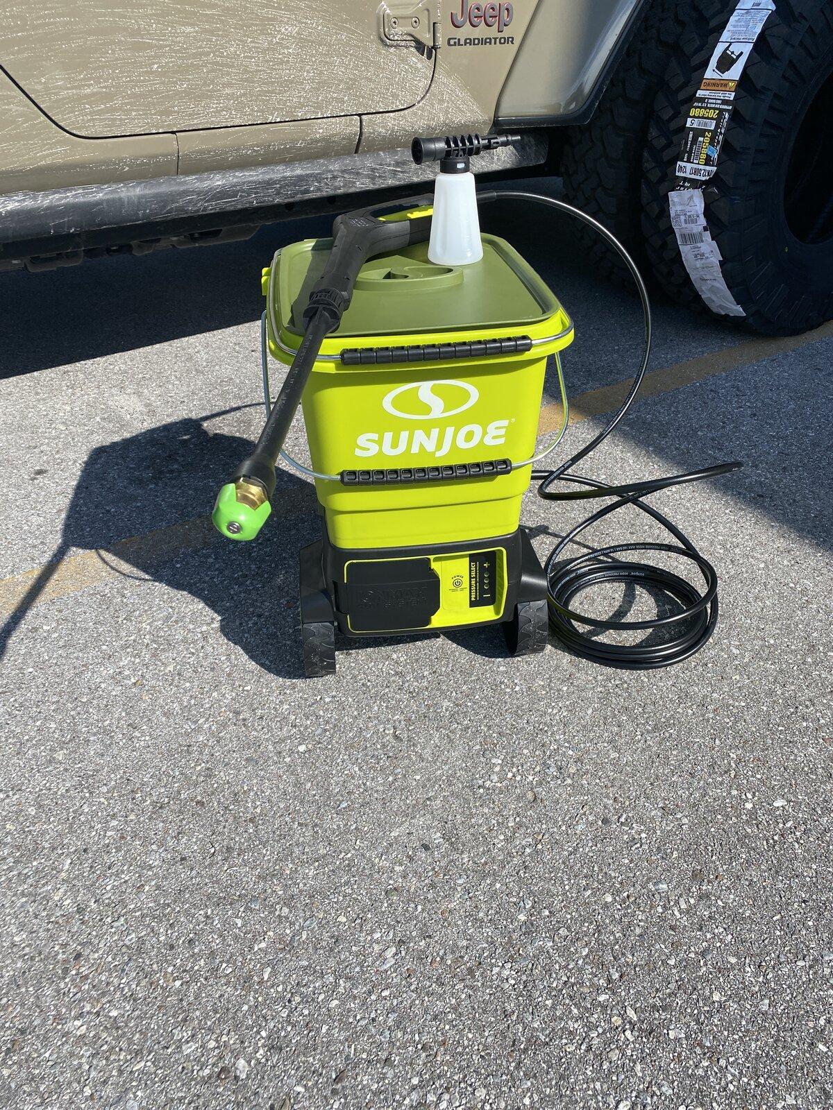 Jeep Gladiator SunJoe portable pressure washer E6C00F4C-4764-4EBC-93F0-E19EB5E3170E
