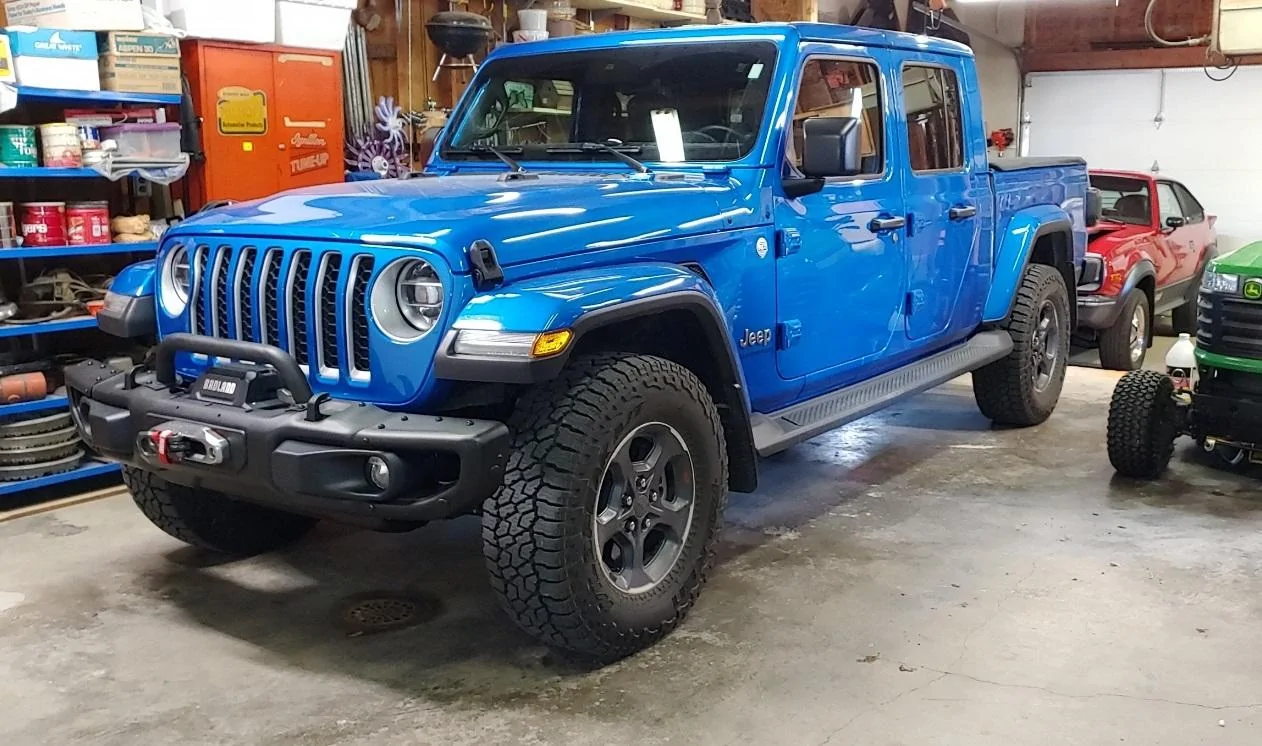 Jeep Gladiator Front hitch receiver 20201027_152230_HDR