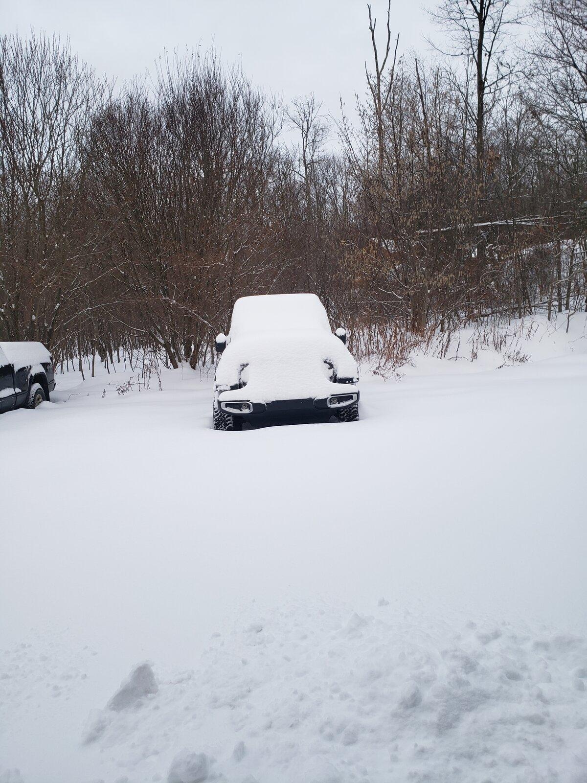 Jeep Gladiator How much snow should be on ground before using 4x4 20201217_073444